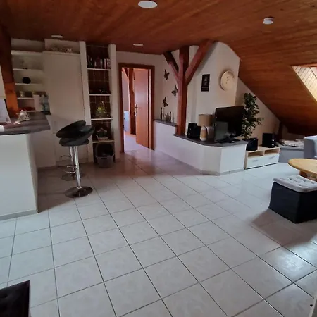 Schwarz Appartement *