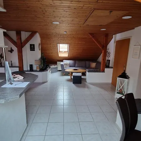 Schwarz Appartement Gasseldorf