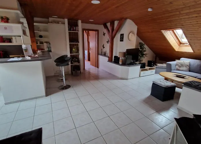 Schwarz Apartament *